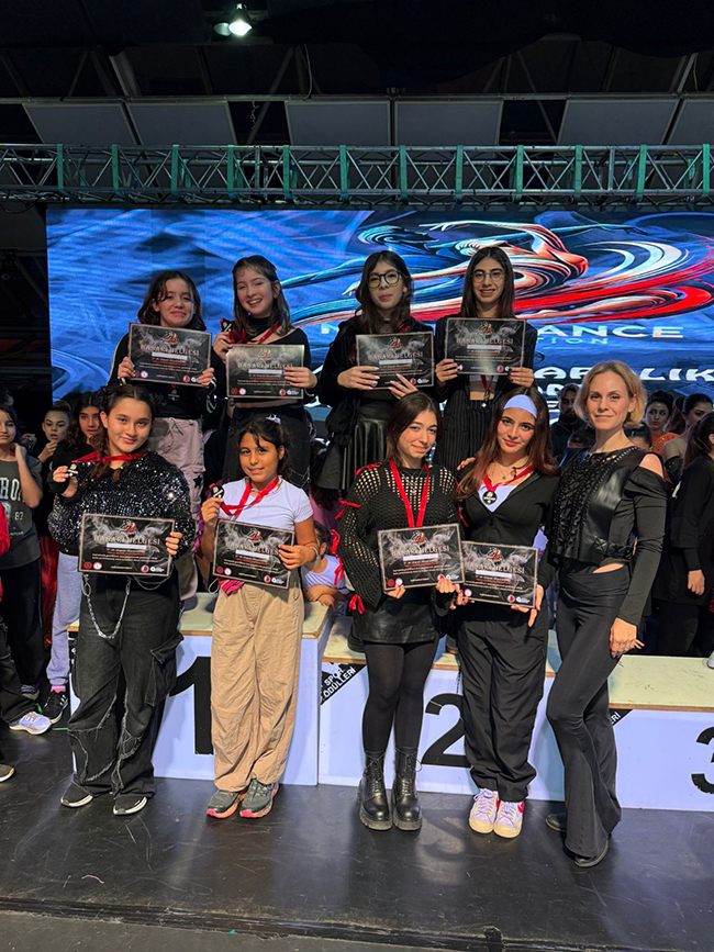 Dansın Megastarından Mega Yarışma